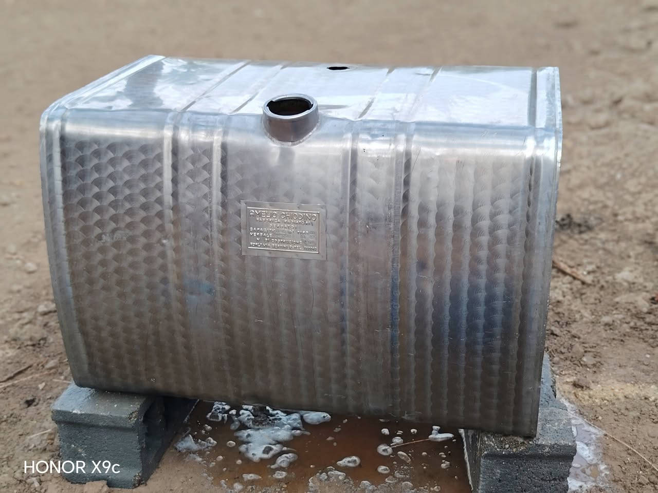 سلام عليكم تانكي كاز لبيع 400 لتر ستيل سعر 400 وبيه مجال ***********
