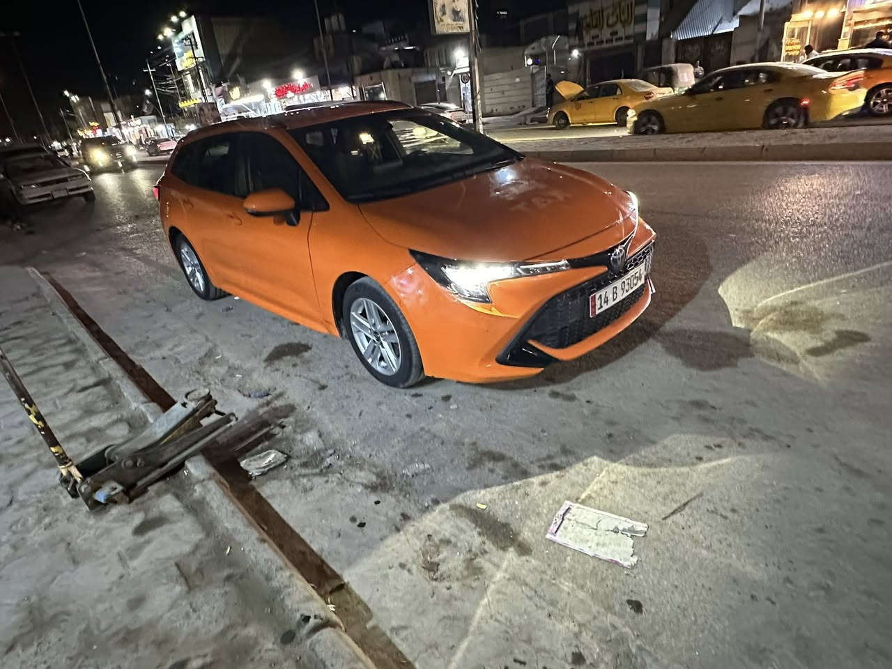 كورلا هايبرد 2023 ياباني محور
بصمه
حساس خلفي امامي
رادار 
محرك 1800
السعر 110
مكانها الناصريه 
***********
