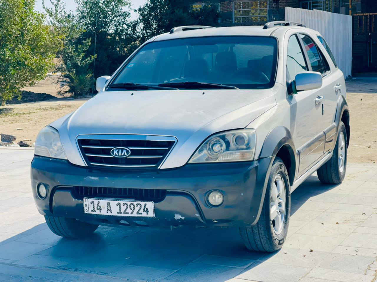 سلام وعليكم
بيع او مراوس 

سورنتو 2008 خليجي 
5 راكب
ويل كب 5 
تخم تاير جديد
محرك 3800 مكفول وكير مكفول
تبريد ثلج 
رقم بصره انكليزي تحويل ثاني يوم
هزه جديده
سنويه لل 28 بسمي
ضرر قطعه جاملغ ايسر بدون داخل  فقط 
سياره جاهزه
مكان الناصريه المركز 
سعر 90 
*********** واتساب
