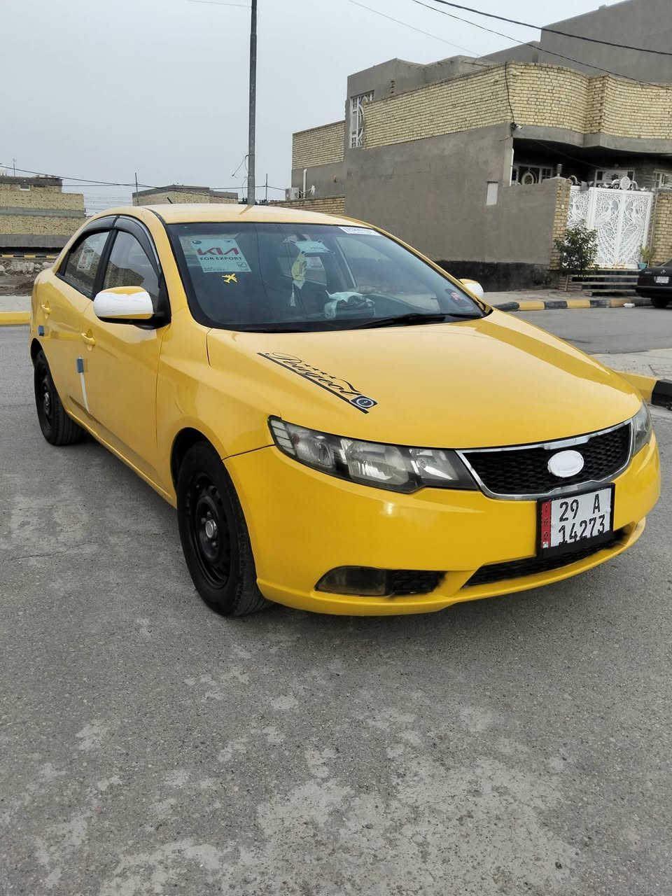 السلام عليكم كيا سيراتو موديل 2012 رقم واسط دولي بأسمنه تحويل مباشر سنوية للـ28 هزه جديده مصفرة هيئة وغرامات محرك 1600 دوش محرك وكير حاويه جدد كير 6نمر تخم تاير جديد حدادية امامي وخلفي جديد باتري جديد شاشة كامره السيارة بيها جاملغ امامي بدون دواخل سيارة جاهزه السعر 78 للأستفسار اكثر (***********) عنواني واسط

