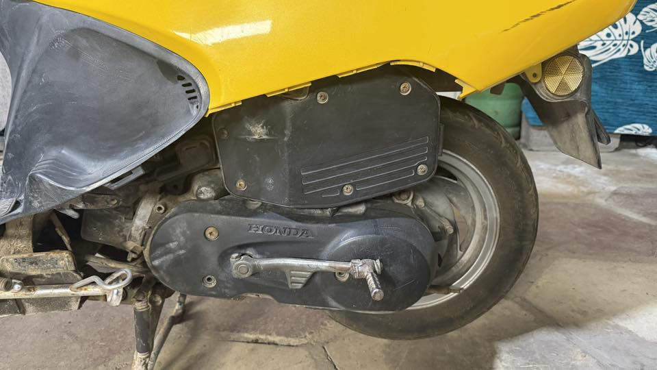 فراشه للبيع نضيفه جداً محرك مفتوح مرا واحده سعر 350 الف وبيه مجال حك الجيه ***********
