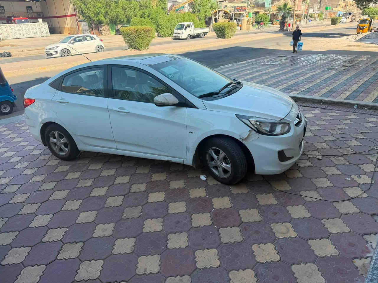 سلام عليكم اكسنت ٢٠١١ للبيع السياره مكفوله من التبديل والصبغ بيه دعاميات صبغ ودوسه فقط السياره فول مواصفات سلايت ويل كب اشاير بلمري محرك ١٦٠٠ ٥ تجاوي ٤ دسك سعره ٨٠ ورقه مكانه دوره ***********
