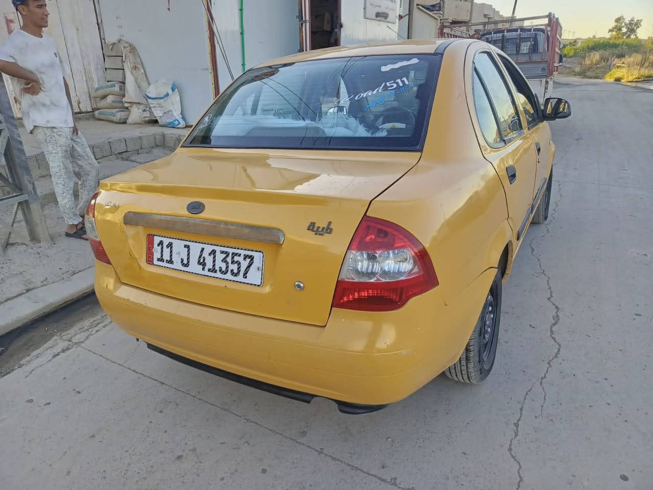 السلام عليكم 
طيبه 🚕
موديل 2015👋
رقم بغداد أوربي ✋ سنويه وهزه جديده 
هيئه وغرامة صفر 🚦 كاربون بانزين ⛽ 
شرط والوكالة والتحويل 🙋 
محرك وكير شرط 👋 طخم تاير طخم امامي خلفي جديد 👋 تبريد ثلج 🥶 مكيف الهواء 
📢 ظررها باب الخلف السائق فقط وبدون دواخل شرط وكدام العين 👀 
🛑#السعر 38$💸 وبيها مجال 
#العنوان #الموصل #موصل_الجديده قرب جامع الايقظه شارع البطاريات 
🛑 1️⃣ اوقات العمل🕰️الاتصال من الساعه التاسعه صباحا الى الساعه العاشره ليلا🛑
🛑2️⃣بلتلفون قفل ماكو تعال ودفع سعر اليعجبك 🛑
#مكتب_ارض_السلام #لبيع_وشراء_السيارات 
🛑 #باداره/ سلام الراشدي 
***********📱كورك 📞
***********📱اسيا📞
