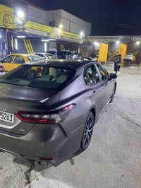 كامري 2022se رقم اربيل تحويل ثاني يوم ماشيه ٥١ الف كيلو بيها ٣قطع 170 ...