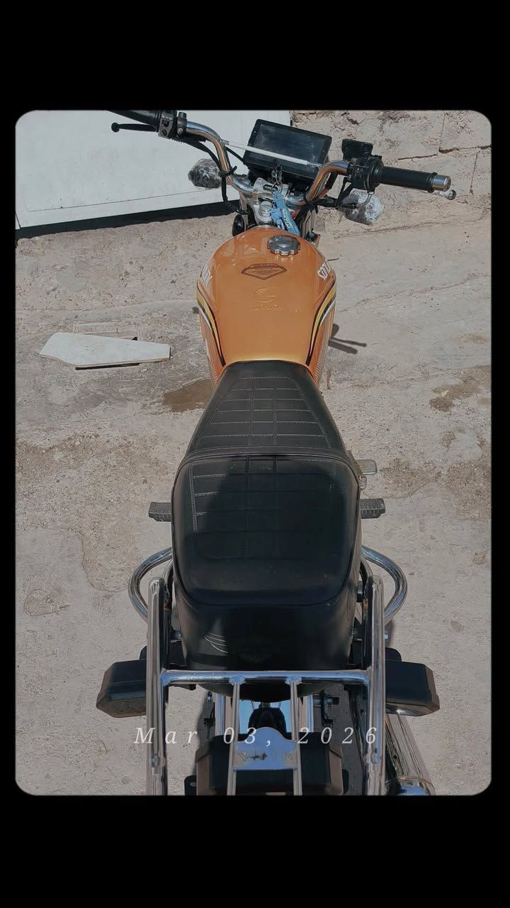 السلام عليكم دراجه تايجر للبيع موديل 25 اوراقها كامله مكان الدراجه دياله خان بني سعد 725 وبيها مجال رقم الهاتف***********
