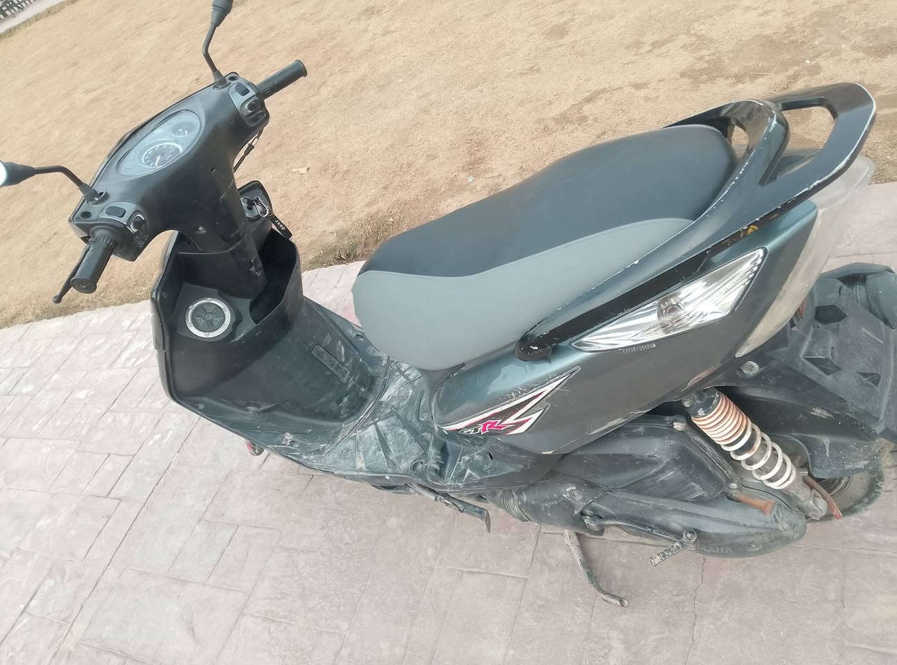 سلام عليكم للبيع درجة ماكس ثعلب سعر ٣٥٠رقم ***********
