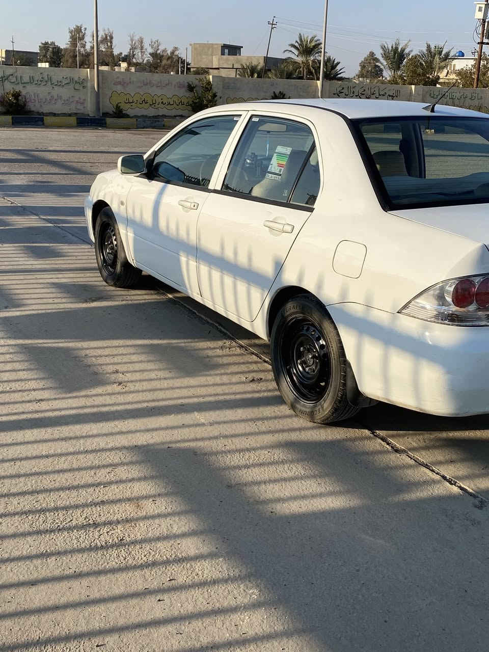 السلام عليكم لانسر 11 للبيع رقم بغداد  سنويه جديده كير محرك كفاله تبريد تدفئه شغال  حلوه سياره جاهزه السعر 85 وبيه مجال قليل  داخل بيجي الرقم *********** مكان سياره ديالى
