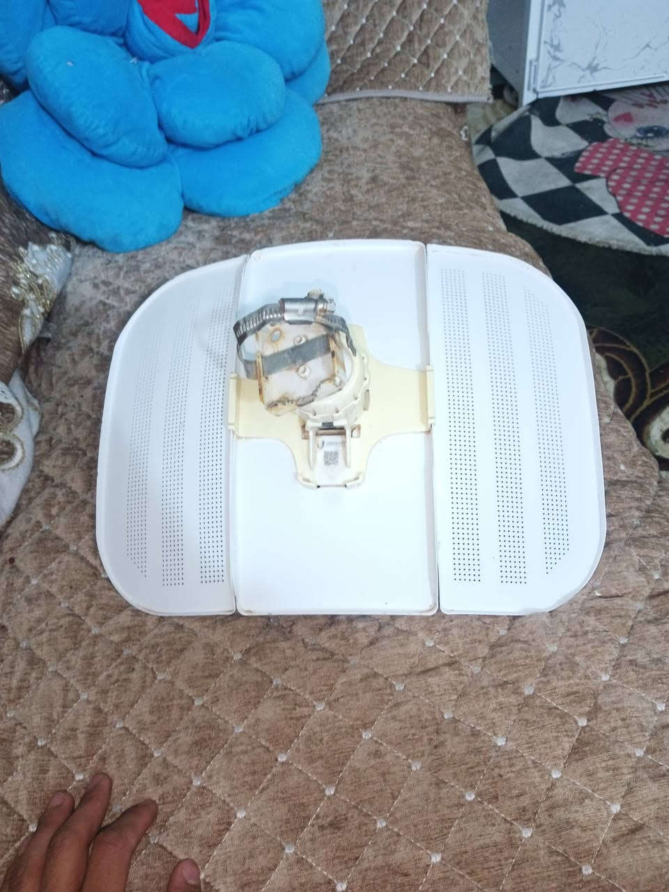 سلام عليكم نانو للبيع نضيف خير من الله سعر 45وبي مجال شراي يتصل ***********
