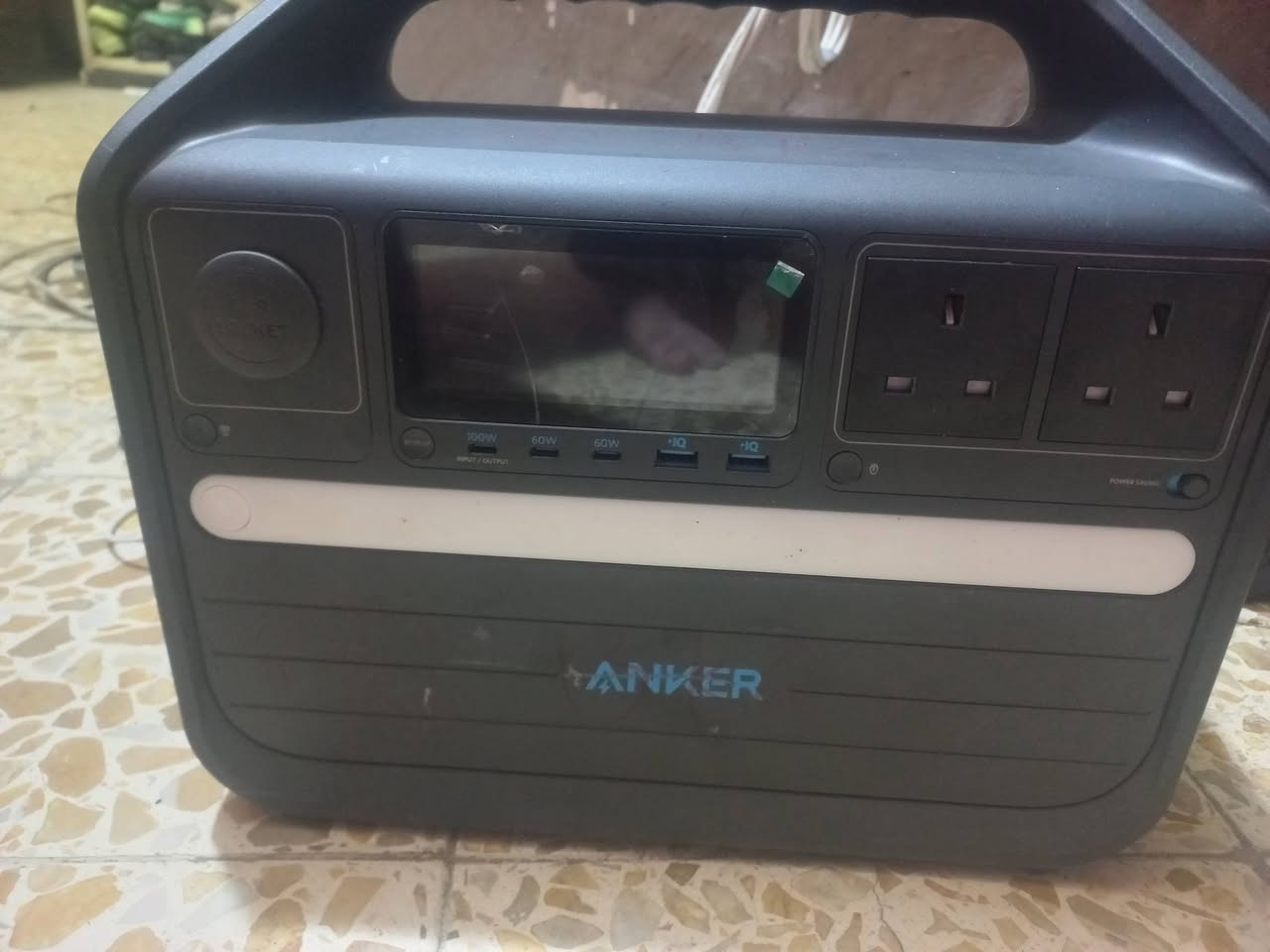 سلام عليكم  لبيع  ٤ انبير شغال سعر  ٤٥٠ الف قفل


**إذا كنت صاحب هذا الإعلان وتريد حذفه لأي سبب، رجاءا أرسل رسالة إلى الدعم الفني**