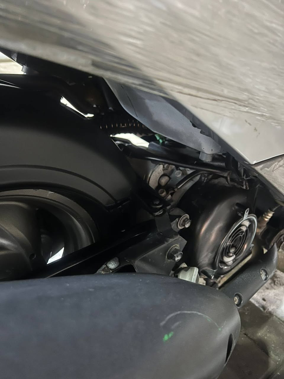 السلام عليكم عليكم دراجة بريز بغبغاء نوزل دراجه مكفولة كفاله عامة الدراجة خير من الله دراجة ماشية 23الف كم حقيقي دراجه مامتعوبة السعر مليون و١٠٠ وبيهة مجال للطيبين العنوان الدورة الطعمه لاستفسار على لارقام التالية***********
