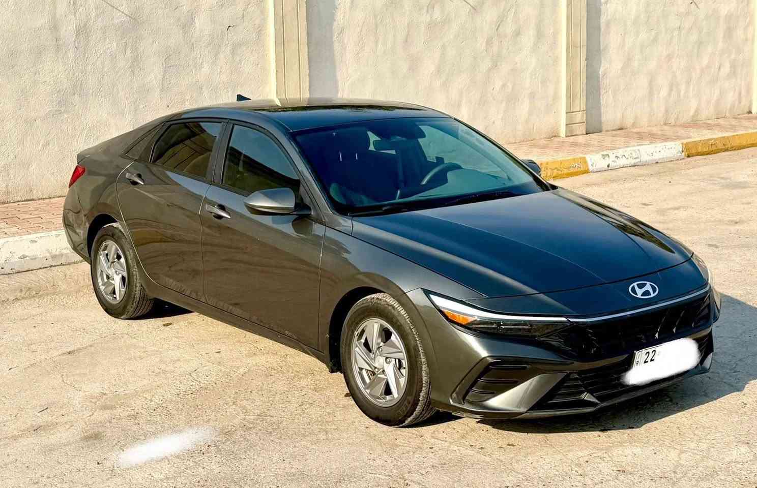 النترا موديل 2024  لون زيتوني 💚
🥇للبيع. فقط🥇
وارد امريكي ماشيه 42 ألف 
حادثه باب وهلال جاملغ خلفي بجم كبس وخلف كبس ايرباك برده فقط صور الحادث بالمنشور. سويج. سيارة
مواصفات
شاشه كار بلي 
رادار امامي
اهتزاز. ستيرن
ورادار خلفي
ورادار جانبي
تحديد مسار
قياده ذاتيه
تنبيه خروج عند المسار
ويل كب. لد نهاري.  لايت. زنون. بلادي 
فول تحكم ستيرن
كير اوتو +عادي
شاشه الكتروني دجتال . تنبيه. اهتزاز. بل ستيرن 
السياره جديده ومابيه اي نقص
رقم اربيل الجديد تحويل وكاله مضمون 
. سيارة نص فوول. مكينة 2000 دوش
رقم 📞 ***********
بغداد. كاظمية💯 السعر. 158‼️
