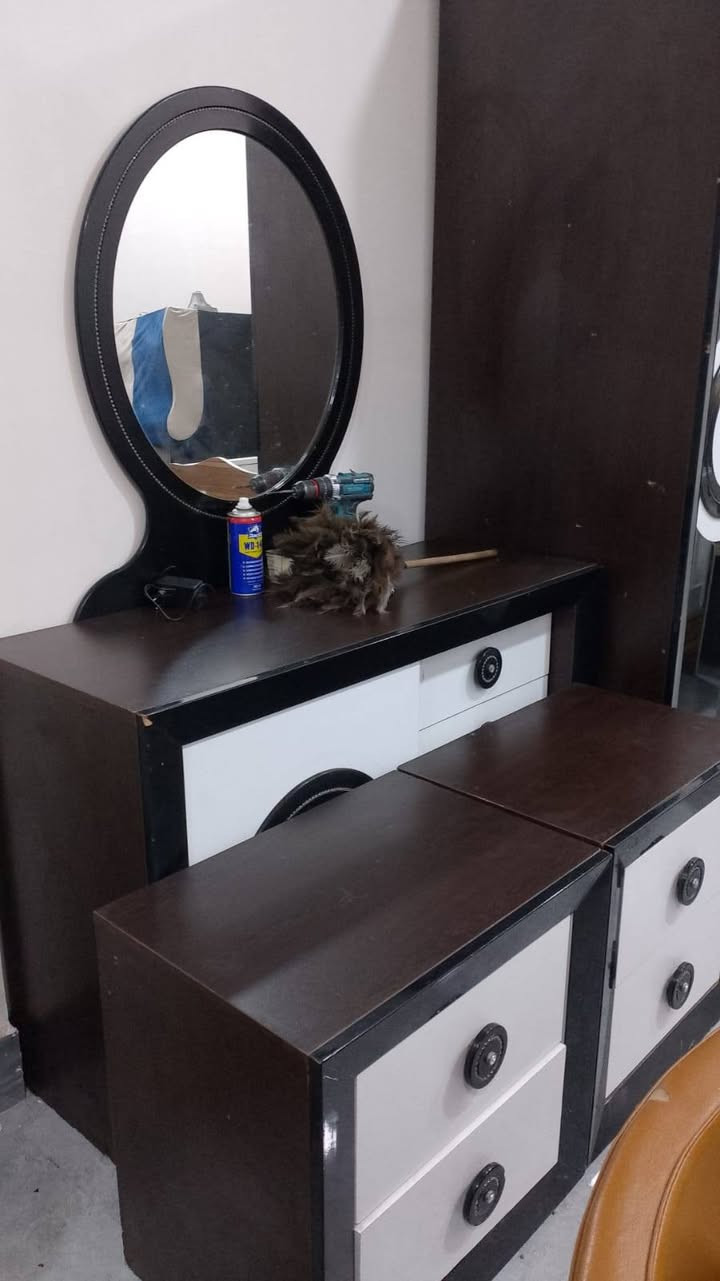 معرض السليمانية البيع وشراء الاغراض المنزليه
***********...الديوم شارع المستوصف
