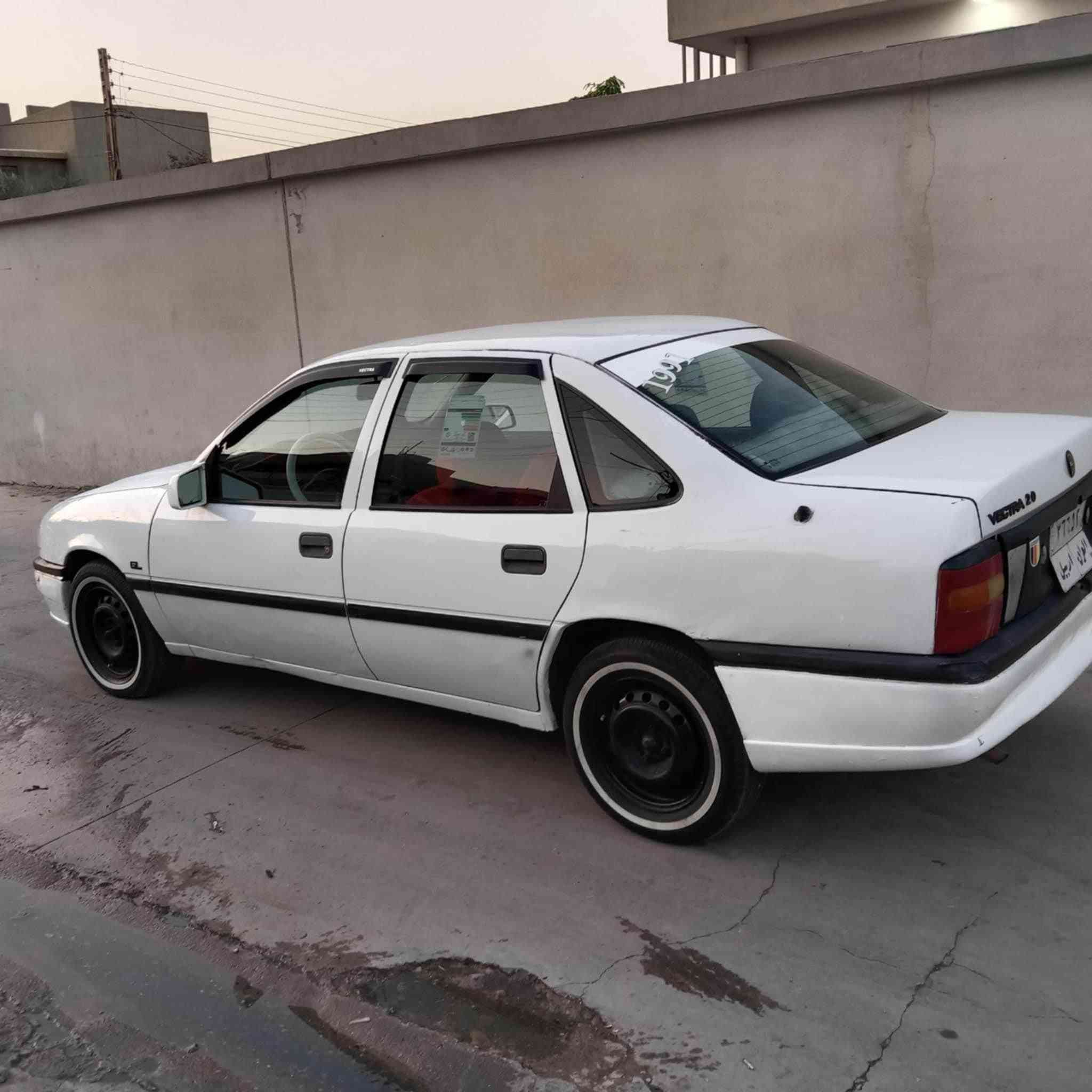 اوبل فكترا موديل 1991  محرك 20
رقم اربيل  سنويه صارله سنه صاقطه بشرط تحويل 
دفتر بنزين 
سياره حلوه ومرتبه  سعرها مناسب جداا 34 وبي مجال بسيط

0771 558 7507 كركوك, العراق
