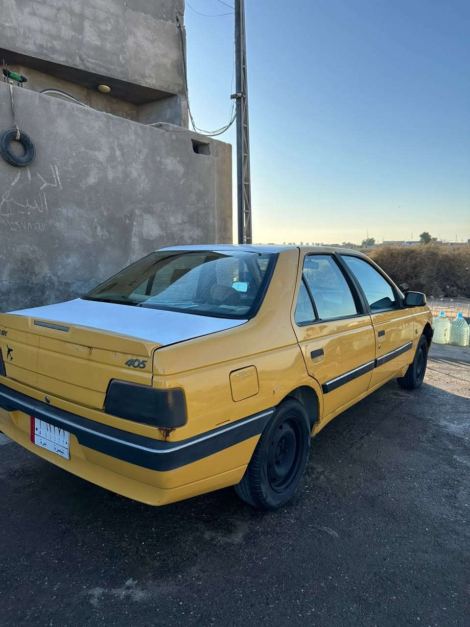 السلام عليكم بيجو ٤٠٥ موديل ٢٠١٦ بسمي سنويه ٢٠٢٨ تنتهي  سياره بيهه ضربه خفيفه بالبنيد وباقي البدي مكفول السعر ٣٣وبيهه مجال بسيط البصرة الجزيرة ***********
