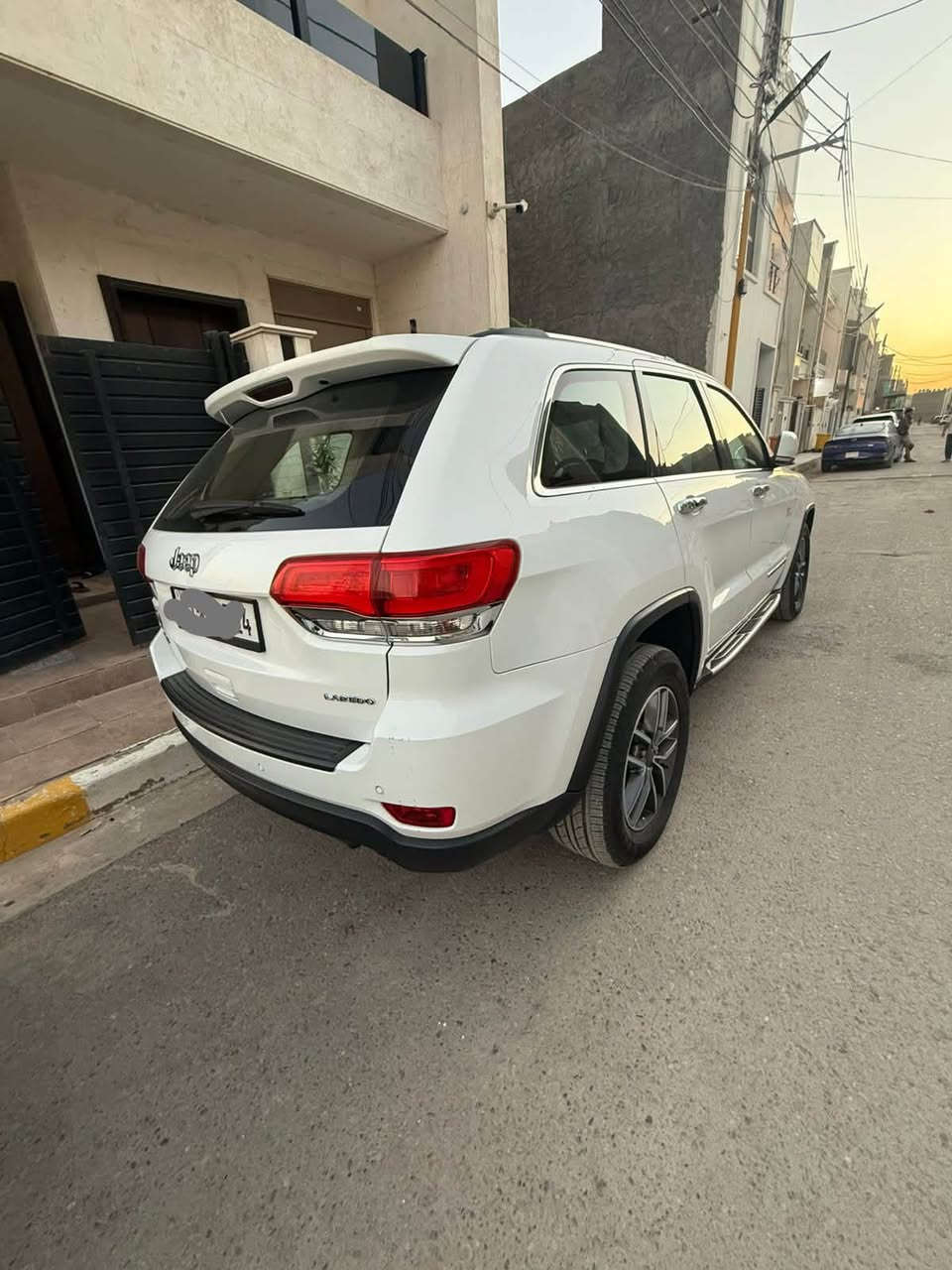 سلام عليكم جيب لاريدو 2019 خليجي ومواصفات الاريدو معروفه ماشيه 74 
سياره جديده 
السعر 258 وبيها مجال حك جيتك التواصل مكاني بغداد 
***********
