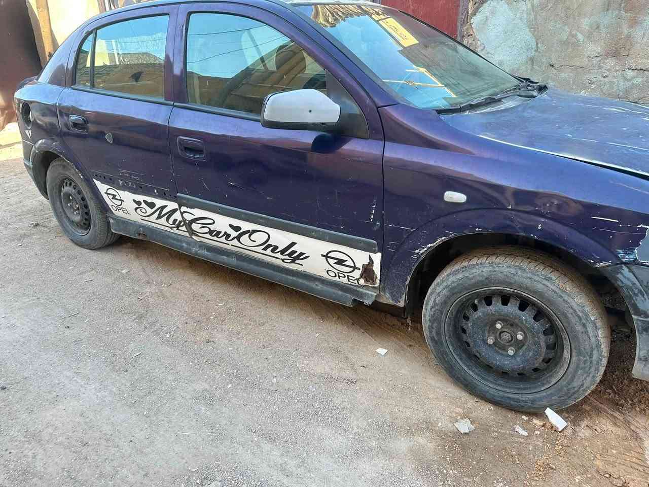 السلام عليكم اوبل موديل 2002 
السعر 25$

***********
