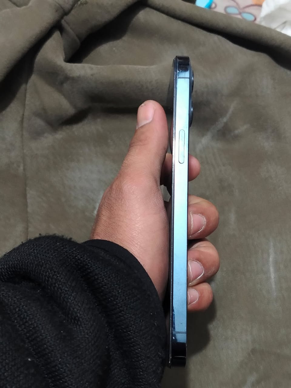 سلام عليكم ايفون لبيع مستعجل حيل على  بيعته 12برو ماكس بلادي ذاكرة 128 مابي ايشي  ما مفتوح كلشي شغال تعال افحص وين ما تريد  السعر 450 وبي مجال حك الجيه مكان بغداد جسر ديالى القديم 
استفسار ***********
