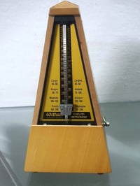 ميترونوم ألماني • موصل الجامعة • توصيل