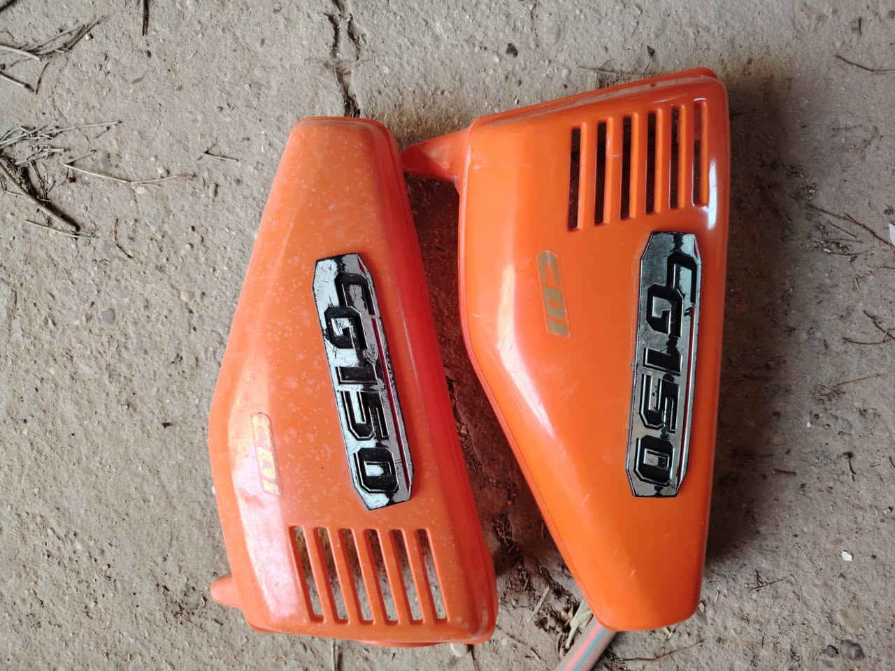 سلام عليكم
تانكي وصفاحيات للبيع سعرهن 15 مكاني حله شارع 80 وهاذه رقمي ***********
