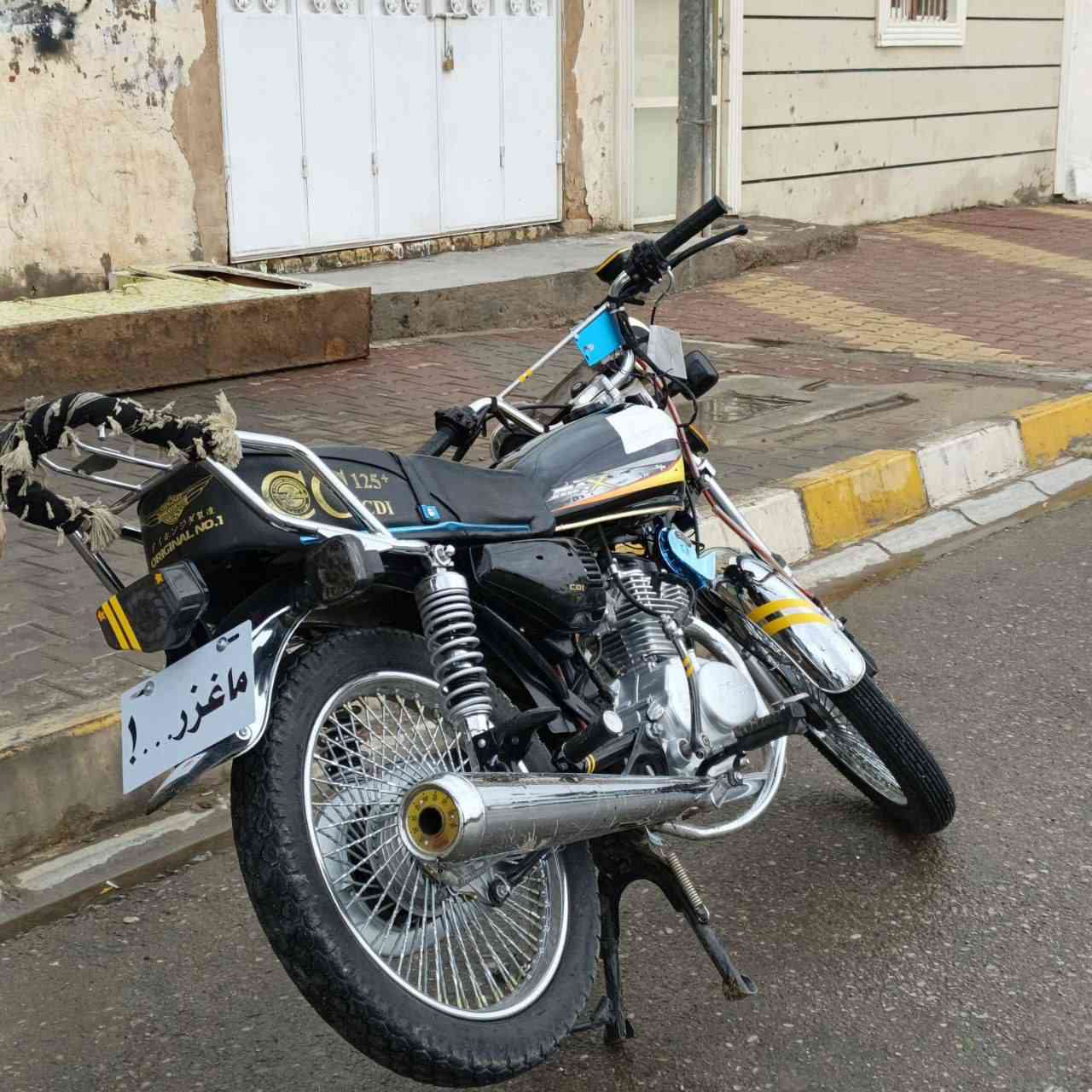 سلام عليكم
دارجة للبيع مديل25
نامة تو برو
محرك خير من الله 
دراجة مكفولة 
السعر775او بي مجال قليل
للتولصل وتساب موجود 
***********
