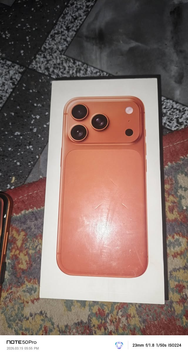 السلام عليكم ايفون مجدد للبيع مكان النهروان تليفون جديد الاستفسار على الرقم***********
