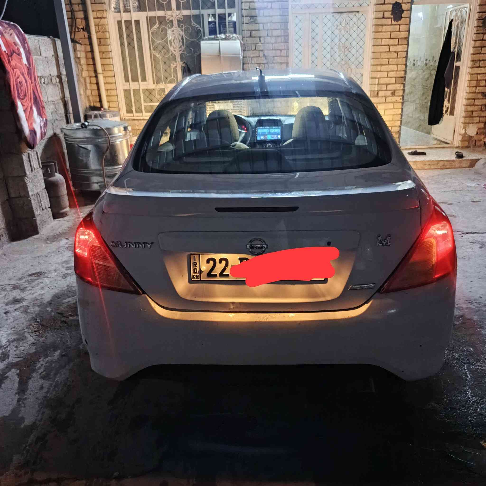 سلام عليكم
نيسان سني هندي ٢٠١٨ ماشيه ١١٨ رقم أربيل سنويه ل٣١ 
كامله مال بيت فقط جاملق وره صبغ وباقي كامله كير محرك تبريد صدر كفاله  سعر ٩٤ بيها مجال مكان بغداد قرب سيطره شعب ***********

