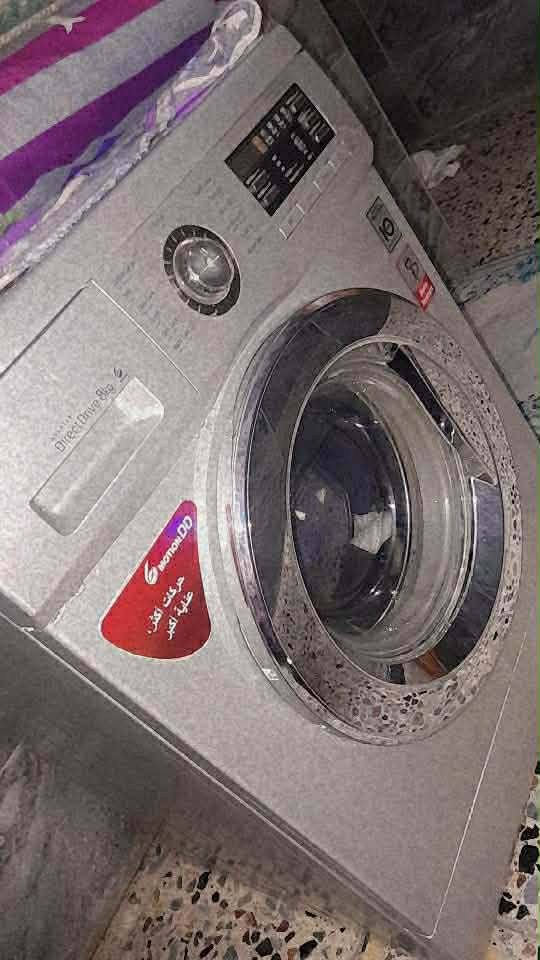 السلام عليكم عندي غساله نظيفه للبيع LG نوعتيه زينه 8 كيلو 140 
0772 178 1475
