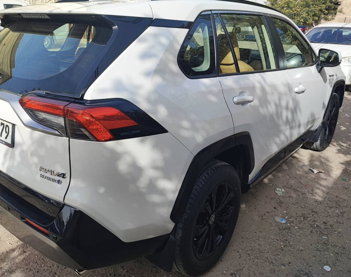 تويوتا راف فور هايبرد بلاك إديشن 2024 للبيع 🚗
🔹 ياباني أصلي
🔹رقم بغداد
🔹 وارد عبد اللطيف جميل
🔹 فول مواصفات – Black Edition
🔹 الموديل: 2024
🔹 اللون: أبيض
🔹 العداد: 6600KM
🔹محرك 2500
✅ سيارة جديدة ومكفولة
📍 الموقع : بغداد - الكاظمية
📞 للتواصل : ‭0783 076 3029‬
السعر 300 ورقة وبيها مجال
🟡بيع فقط بدون مراوس
