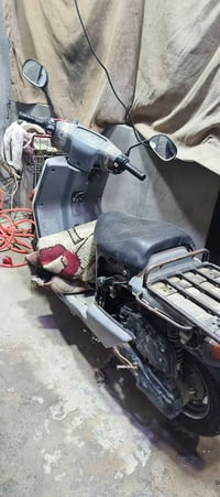 دراجة بيكب للبيع كايمة لون ابيض  07759592011