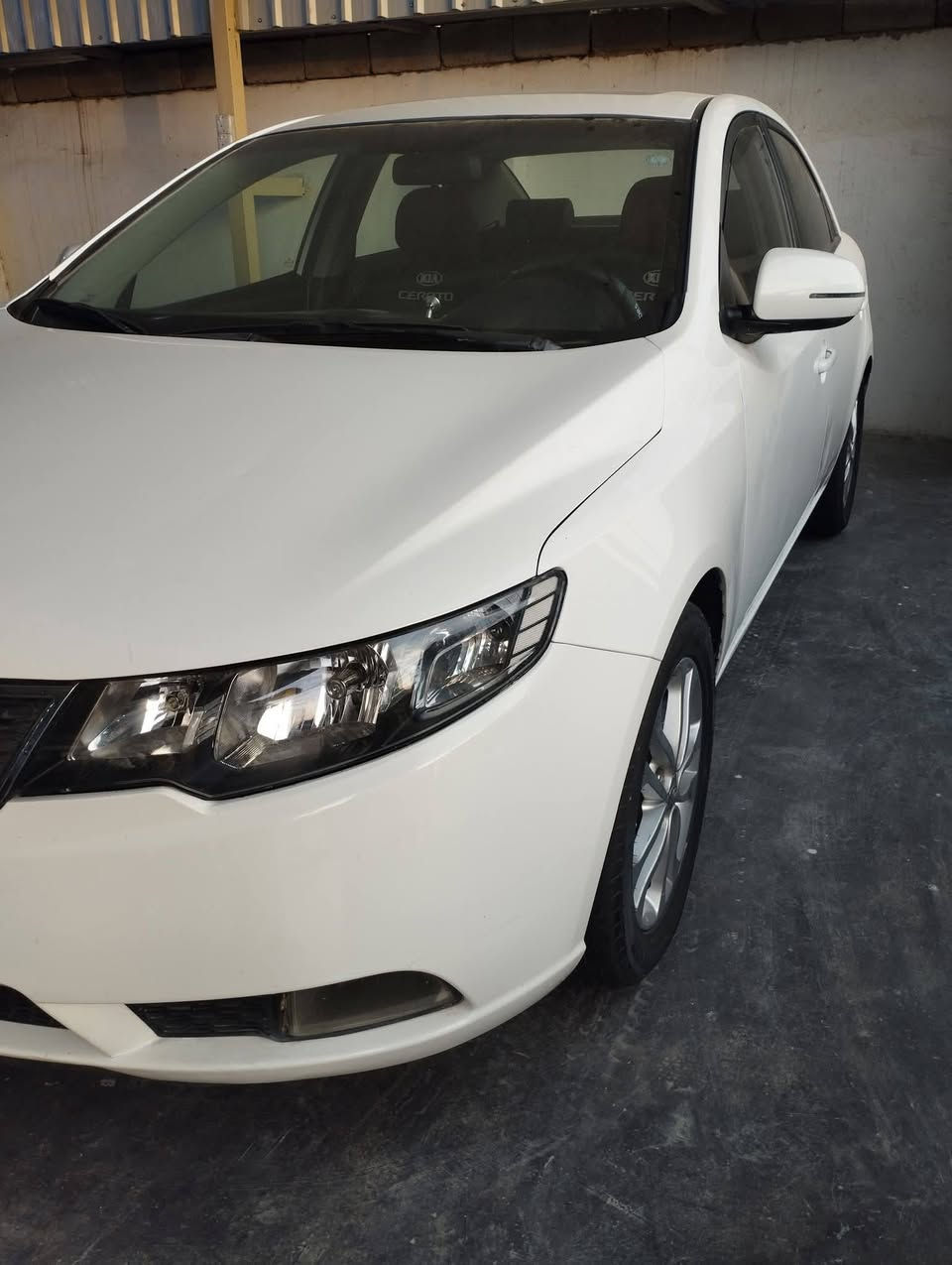 اسلام عليكم ورحمة الله وبركاته من رخصت الادمن المحترم  للليع كيا سيراتو موديل 2013 خليجي لون ابيض رقم سليملنيه تحويل مباشر سعر المطلوب 108 السياره كير مكينه تخم تاير حداديه كهربائيّات كلة وضع الشركه بيهة باب صايق طخه بدون اي دواخل  سونار موجودمع صور  مكان سياره انبار فلوجه  للتواصل 
‏‪0786 501 9592‬‏-----***********
