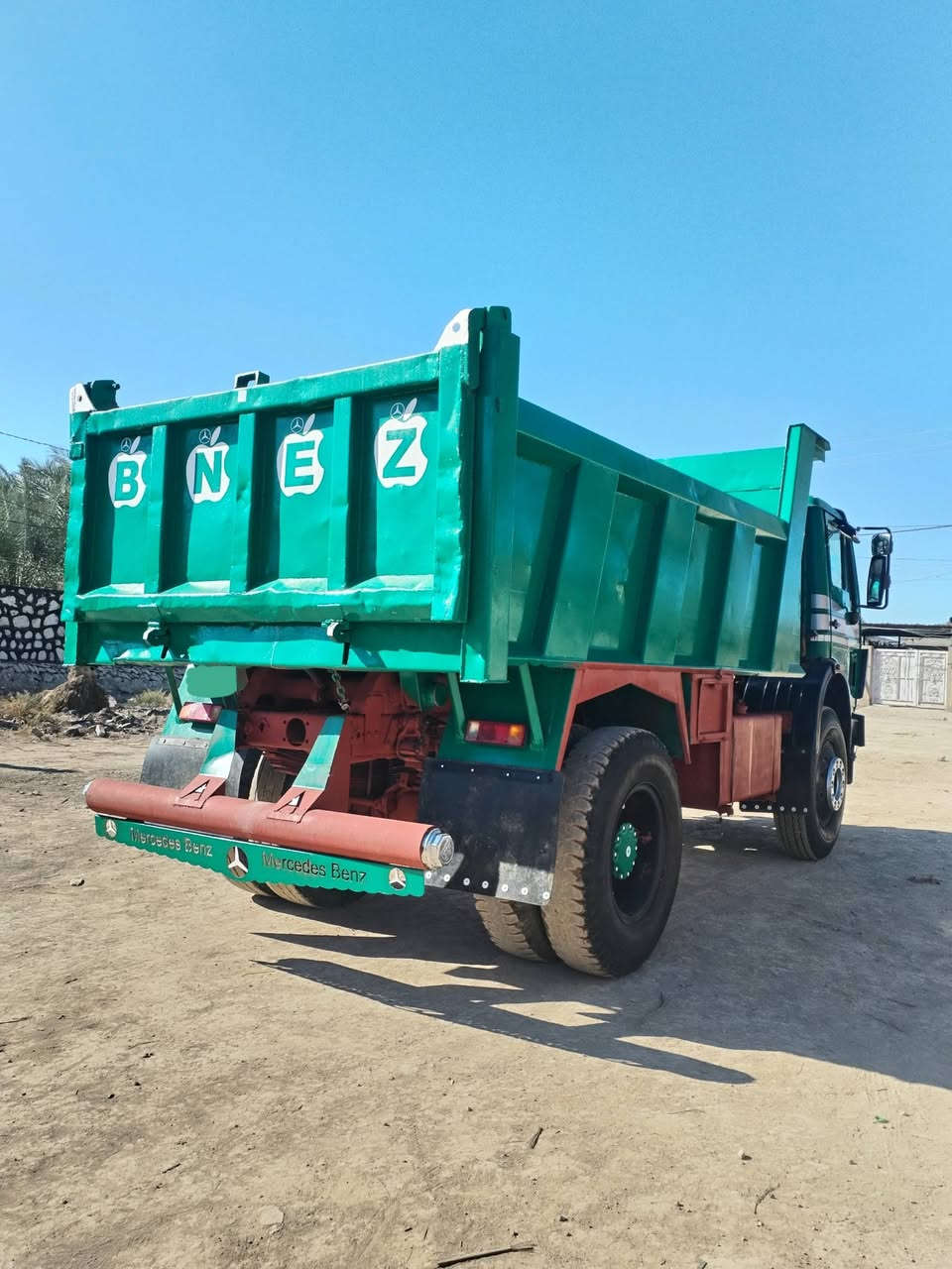 سلام عليكم البي ألماني موديل 75
محرك 25 كير 25
اكسن جيئف رقم بابل اصل كلاب شاصي مكفول مكينه مكفوله حداديه جديده 
الاستفسار
*********** 
***********
