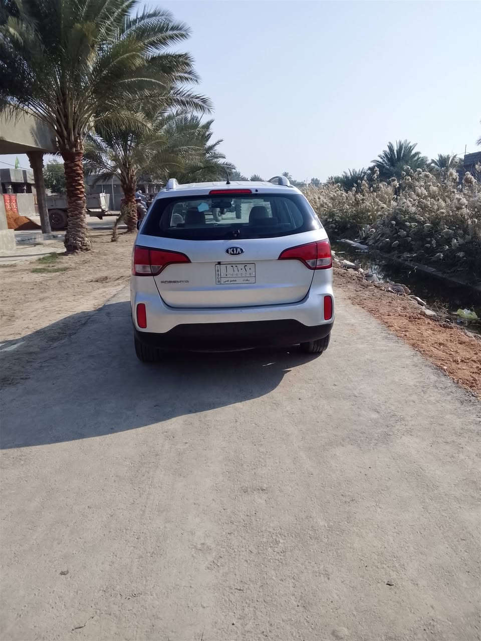 السلام عليكم 
سورنتوخليجي موديل 2013رقم بغداد تحويل مباشر أربعة سلندر دوش سبعة راكب كامره اماميه وخلفيه حداديه جديده كير ومحرك مكفول لاتبخير ولاتنقيص السيارة بيها شويه صبغ بل جاملغ والباقي مكفول وباقي السيارة مكفول من الصبغ والتبديل المكان كربلاء السعر 1400
***********او ‏‪***********‬‏
