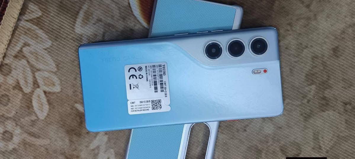 سلام عليكم تكنو كامون 40 برو 5g للببع
رام 12+12
هيرتز 144
المعالج Dimensity 7300 Ultimate
البطاريه mAh5200 
الذاكرة 256
90 فريم 
كامل ملحقاته تجي 
شخط ما بيه عدا هاي الصدعه الصغيره ما ماثره على اي شيء اللي بالشاشه واضحه بالصوره سعر 300 لو مراوس بايفون


**إذا كنت صاحب هذا الإعلان وتريد حذفه لأي سبب، رجاءا أرسل رسالة إلى الدعم الفني**
