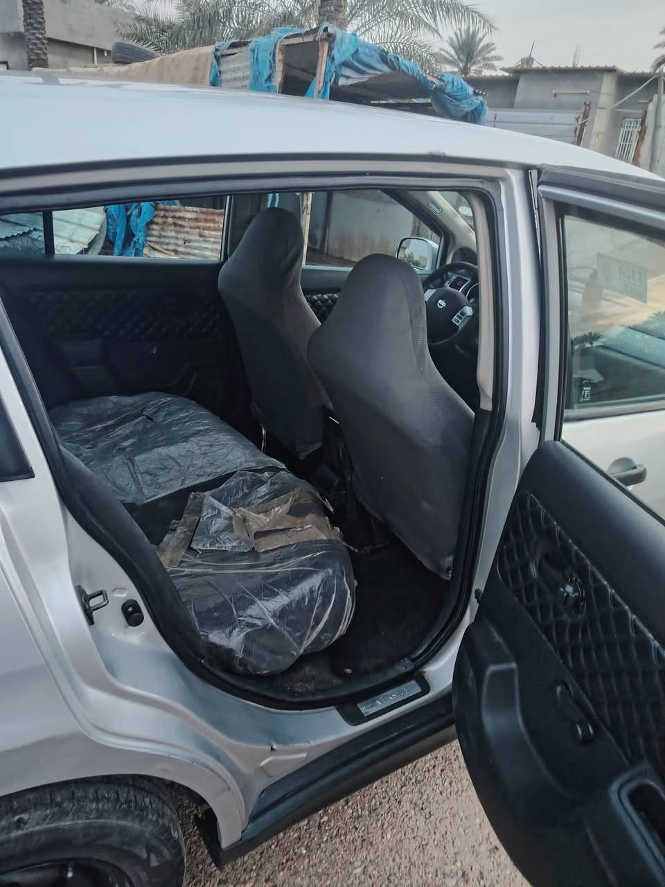 السلام عليكم للبيع نيسان فيرسا 2008 
السياره جاهزه مابيهه كل نقص
 كير مكينه بشرط
تبريد🥶🥶.
صدر امامي خلفي
رقم بغداد بأسمي هزه جديده السياره بيهه قطع صبغ
ابيعلك صبغ احزام
#عنوان التاجي ناحية المشاهده *********** ***********
#سعر(67) وبيهه مجال بسيط
