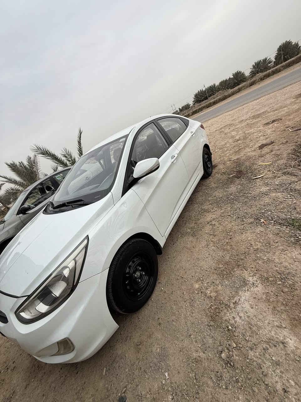 اكسنت خليجي موديل 2016 رقم بغداد بأسمي تحويل ثاني يوم ،
سياره نظيفه گير و مكينه مكفوله حيل نظيفات و الداخل مالتها كلش نظيف سياره استخدام قليل 
السعر 110 ورقه و بيها مجال بسيط . 
اي استفسار و اني بالخدمه ‭***********
