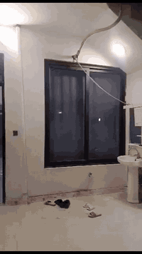 دار للبيع كركوك حولي حي عسكري سعرها 45 بي مجال اتصال ***********
100 متر
