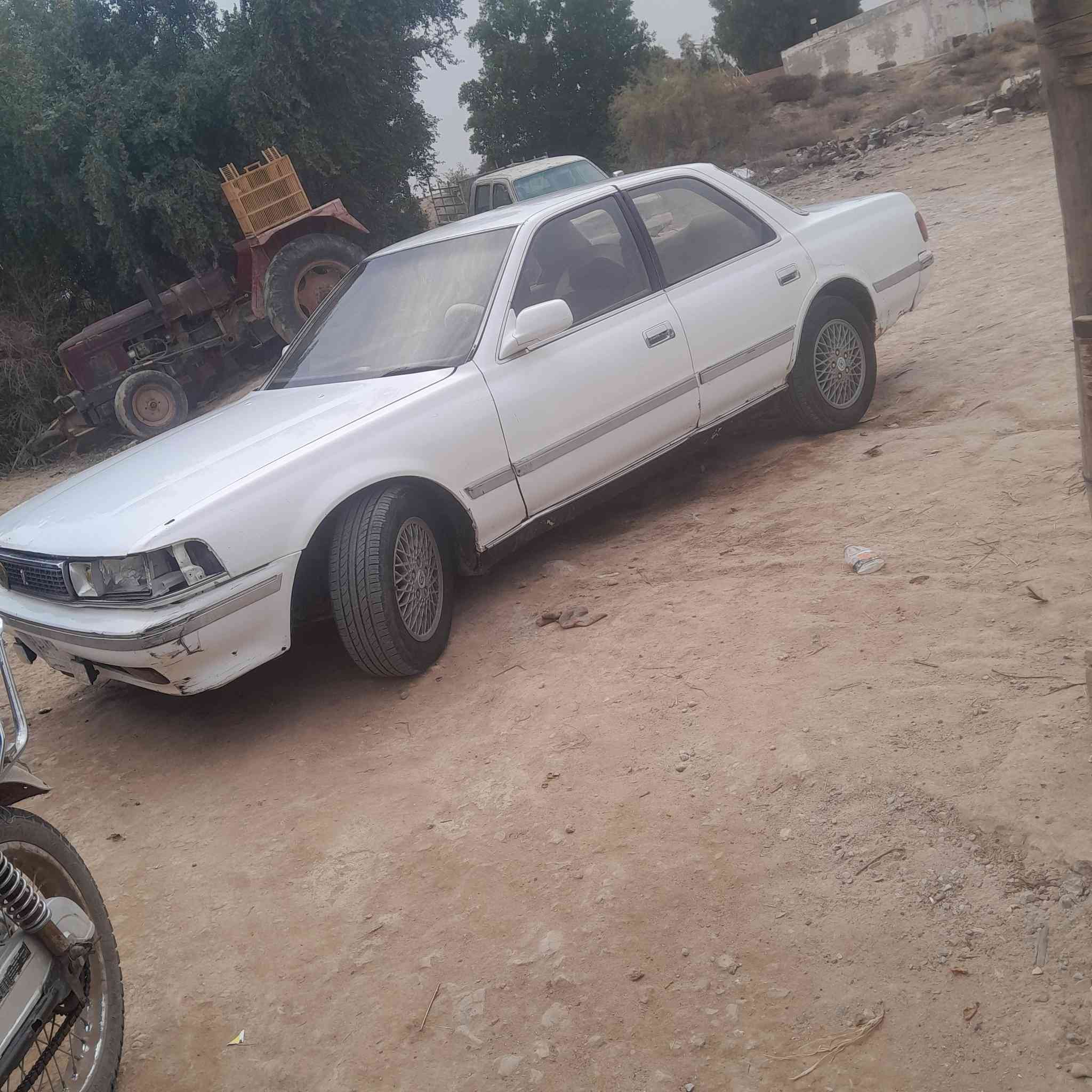 سلام عليكم البيع سياره كرسته موديل 1991سنويه مانافذه  رقم بصر مشروع وطني مكفوله من الكص ونقل جثه مكينه ونجي 6كير وتماتيك تبريد  شغال مسجل شاشه لايتات زنون تخم تاير جدد سياره جاهزه ترايك لبغداد وشراي بخدمته وهاذ رقمي ***********بيه واتساب مكاني كميت نهر سعد
