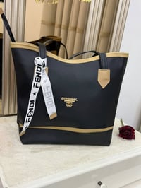 عرض العيد • قطعتين • اكسسوارات