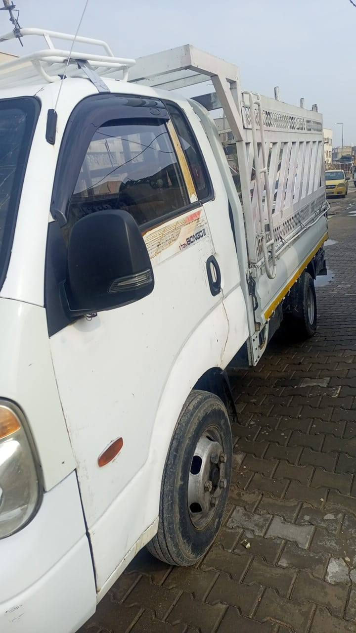 السياره البيع موديل 2010مشروع وطني نمرة بصره السعر 110 وبيه مجال رقم صاحب السياره***********
