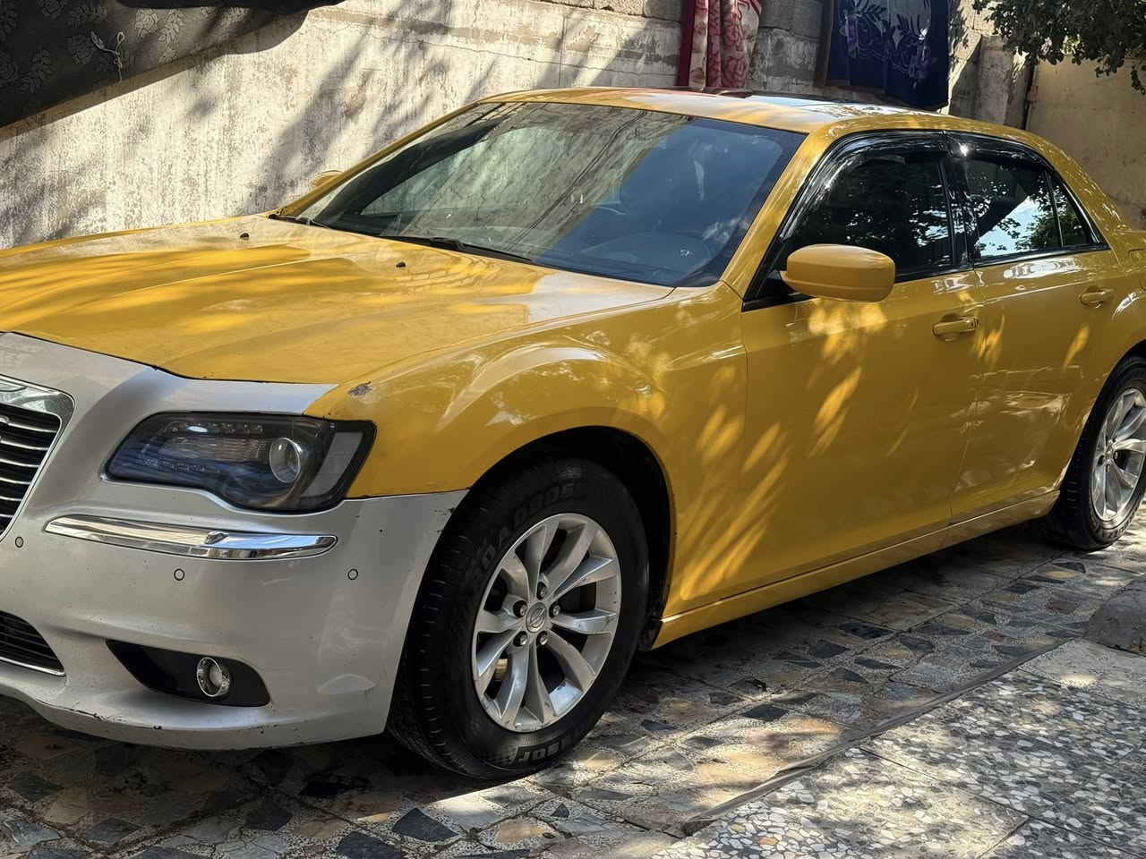 السلام عليكم للبيع اوباما ١٤ خليجي فول مواصفات sكير مكينه حداديه خير من الله  رقم بصره مشروع وطني بسمي حادث مرفق بل صور مكاني بغداد كماليه سعر ١٧٠ 
***********
***********
