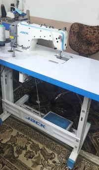 مكينة خياطة جاك • جديدة جدا • تحكم سرعة