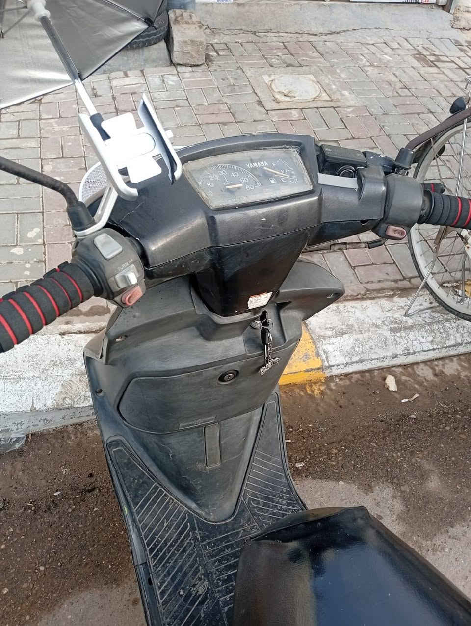 متاح
مكان دراجه الانبار حي التأميم
دراجه سرعه (٦٠) تشتغل مابي اي شيء
السعر مالته ب(٢٥٠) الف وبي مجال 
يريد خابر صاحب دراجه لأن اني مكلف بالنشر
***********
***********
