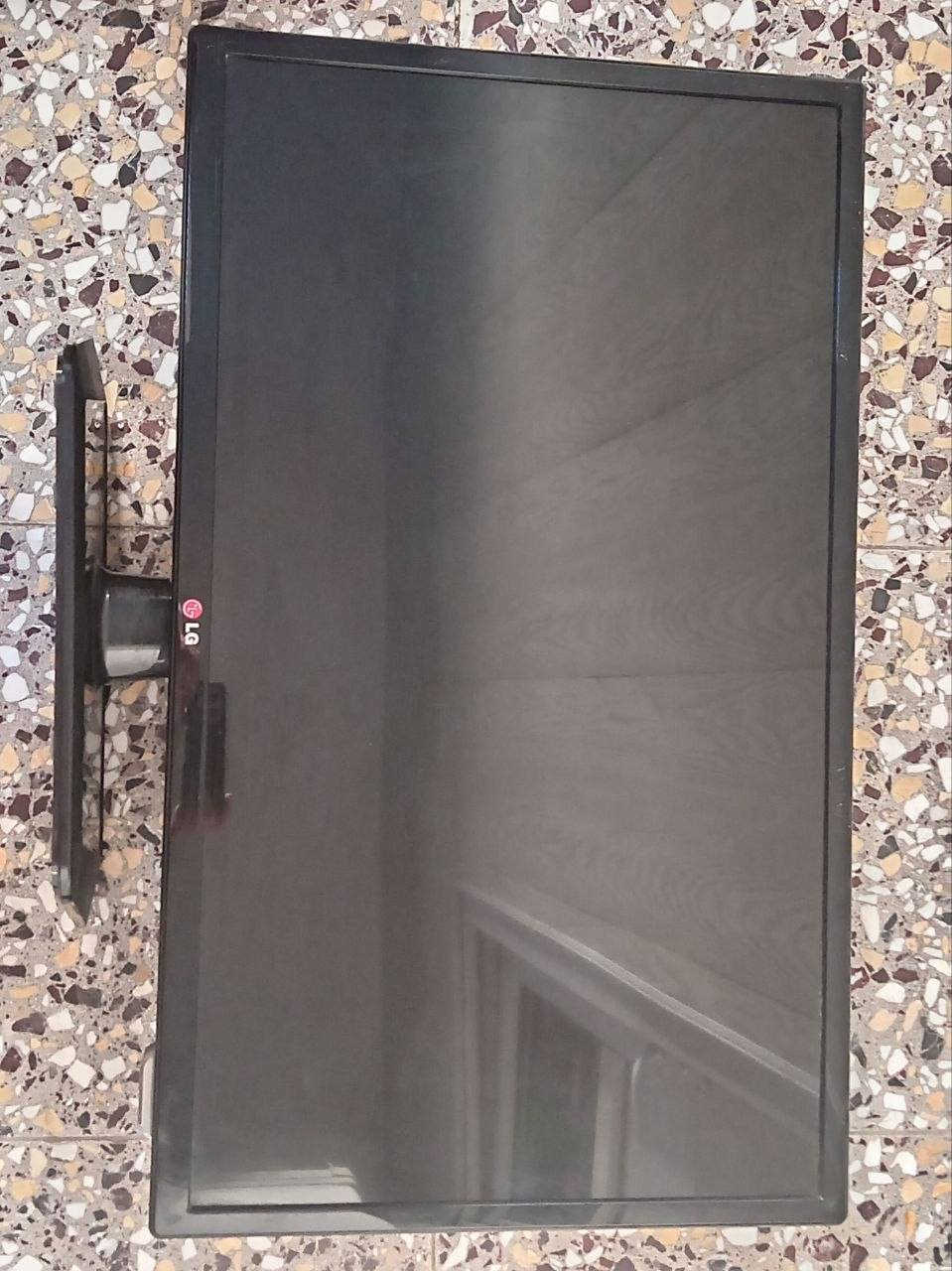 شاشه LG حجم 32 للبيع
الشاشه نضيفه وما مستعملها هواي چنت ضامها ونضافتها گدامكم واللوانها حلوه
السعر 80 وبيها مجال
مكاني بغداد / البياع


**إذا كنت صاحب هذا الإعلان وتريد حذفه لأي سبب، رجاءا أرسل رسالة إلى الدعم الفني**
