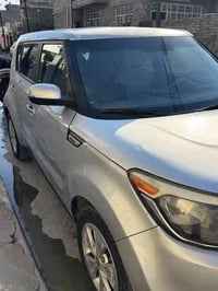 كيا صول موديل ٢٠١٥ رقم بغداد بيها صفحه صوره  الحادث بالمنشور  خمس قطع ...