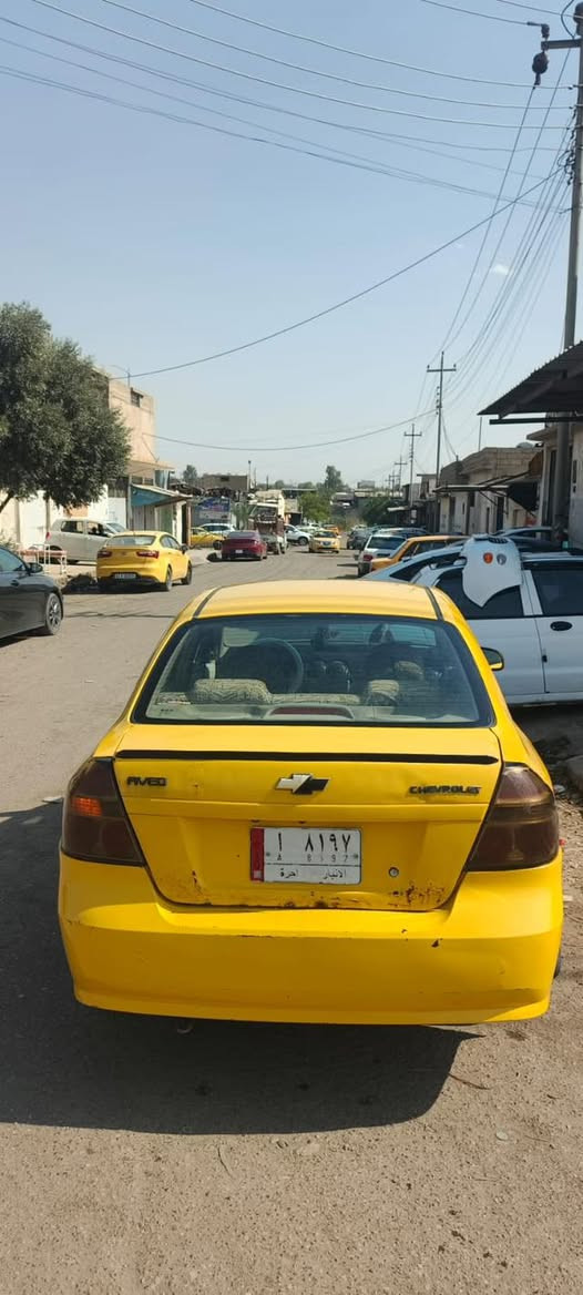 سلام عليكم أفيو موديل ١١ مصبوغه احزام جماليه  بسمنه سنويه 2027 مشروع وطني رقم أنبار كاربون ماستر بيه طخه قبق الصندوك مكينه كير شرط داخله نضيف كدام العين السعر ٤٥ بيه مجال الرقم *********** بيه واتساب شراي بيك خير وتدلل مو شراي لأتعبني
