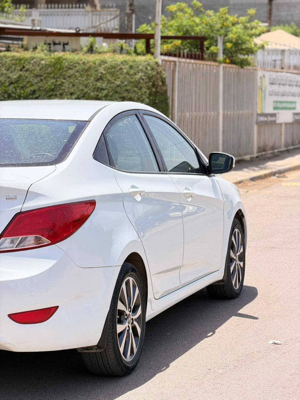 سلام عليكم اكسنت موديل 16 سيارة جديدة مكينة 1600 قطرتين فول مواصفات بلو يعني تبريد كير صدر مكينة كفالة سيارة حتة بارد مابيهة مكفولة بدون صبغ عدة دوسة صبغ ماشية 78 بيهة ملاحضات بل دعامية امامية يعني تكحيل بسمي تحويل ثاني يوم مكاني بغداد حي جامعة السعر 115😍 وبيهة مجال حك جيتك ***********
