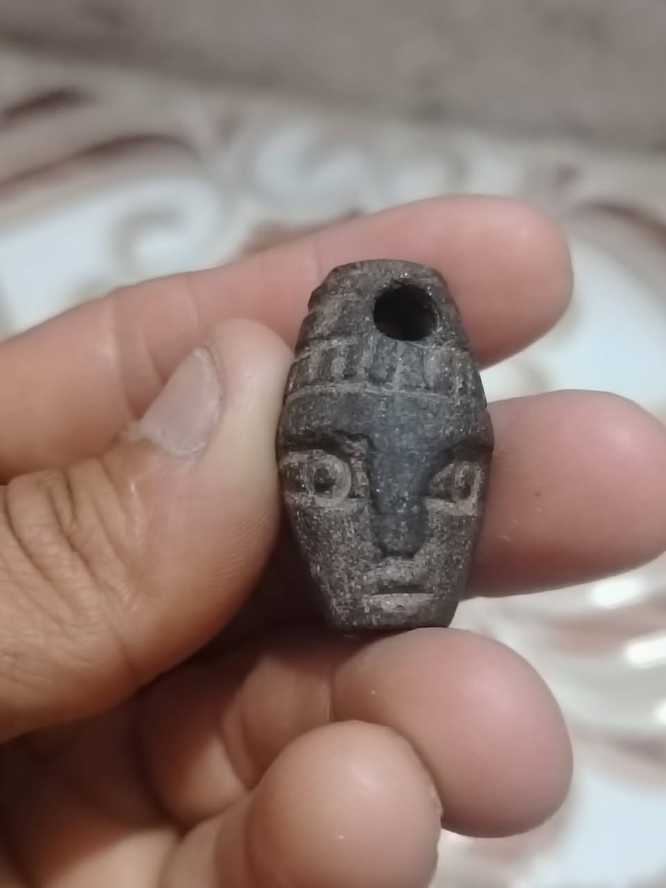 هبهاب مغربي شاخط مو نضيف اكرر مونضيف

معروف شغله. اله شروطه حته يشتغل مو

تجيني دكلي اخذه اول يوم ماشتغل ارجعه مو

هيج الحجي اخوان الهبهاب اله اوقات يتوقف

 كله واله شروطه حته يشتغل اول شي لازم

 ختم سفلي شغله ثانيه اذا عدك تابعه او عمل

لو تحط روحك بي مايشتغل اهل الخبره

يعرفون هاذا شي مو تجي تتفلسف بشي

 ماتعرفه

المهم اني ابيعلك حجر اصلي ذمه واله حق

تفحص وين ميعجبك اذا مو اصلي وبي طاقه

 مرجوع

كربلاء حي الوفاء ***********
