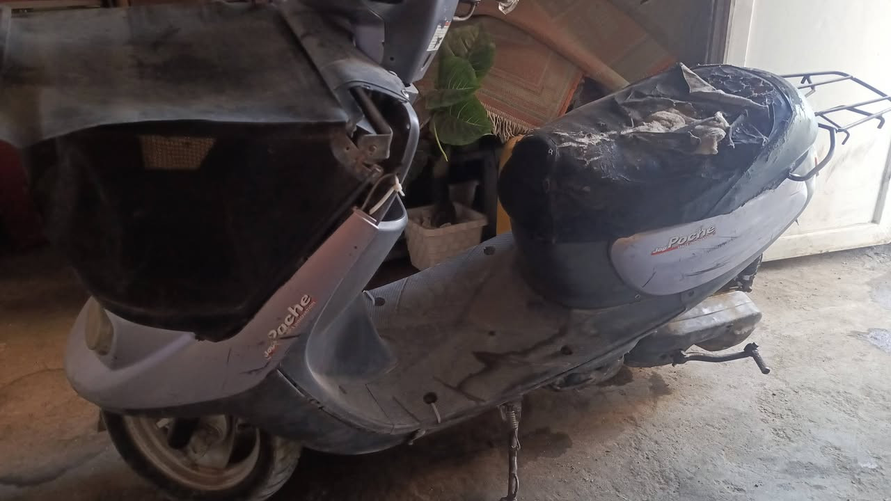 سلام عليكم دراجه منغولي فول شلعه نضيفه ومثل ماواضح بل صوره دراجه سعره 200وبيه مجال حك جيه عنوان كربلاء شهداه سيف سعد رقمي ***********
