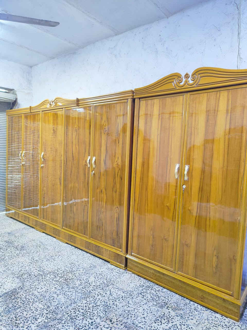 غرفة ام 5 تزكام صاج نضيفه جدا سعر 850 وبيها مجال الشراي يتصل مكان نجف حي الجزيرة ***********
