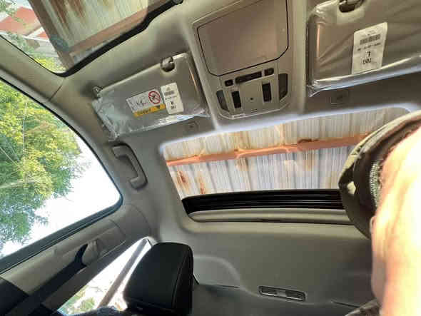 سلام عليكم 
وضع شركه بعده بضمان شركه 

هاي لندر ساز 
جي ال
بلاك ادشن
ساز اصلي
ضمان شركه ساز

وضع زيرو 
مكان سياره بغداد الكرخ     مجمع الصالحيه سكني 
                                             ،د. انور الحمداني 
هاتف ***********
